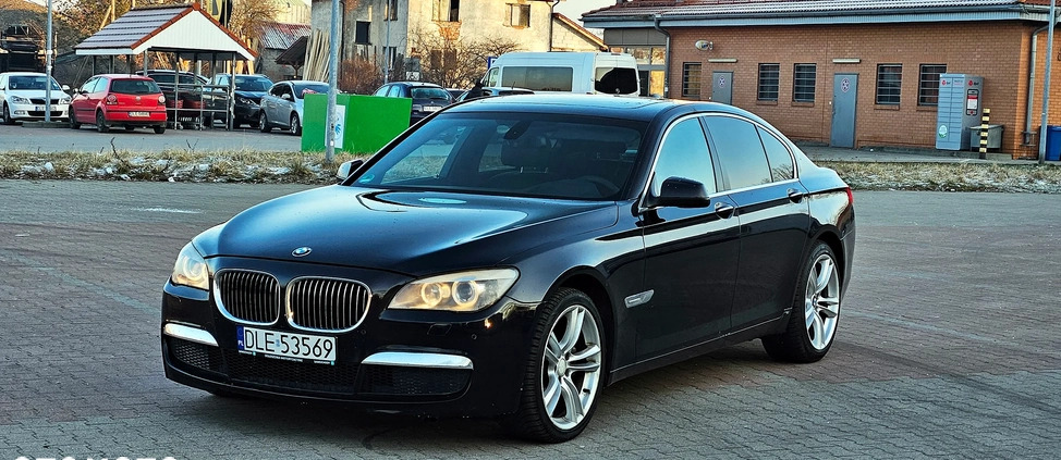 BMW Seria 7 cena 65900 przebieg: 260721, rok produkcji 2009 z Chojnów małe 781